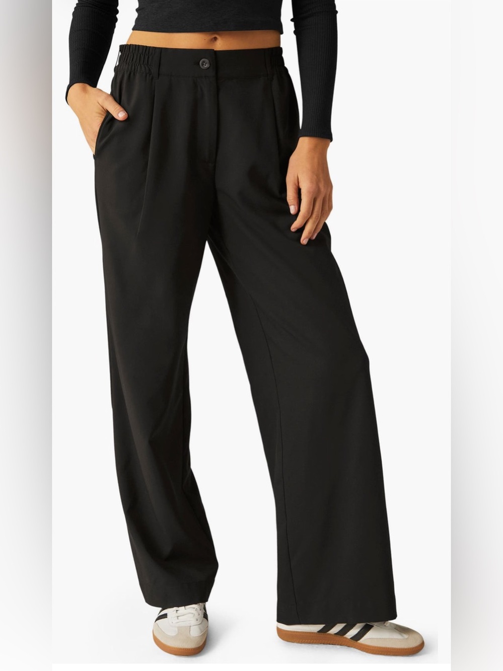 NWT Beyond Yoga Status Track Pants